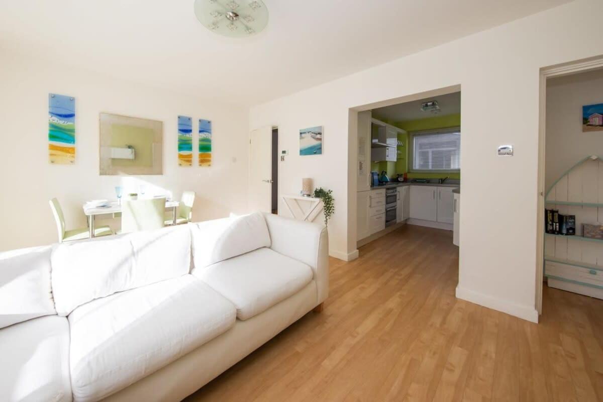 Sunny & Modern Near The Beach & Village W Parking East Wittering Esterno foto
